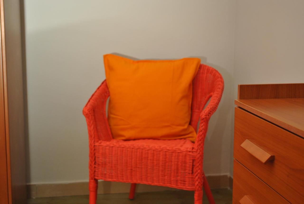La Primula Apartment Ceparana Bagian luar foto